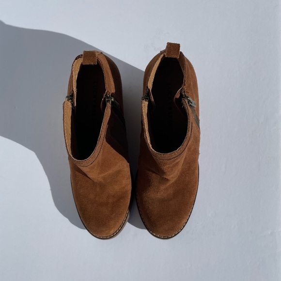 Lucky Brand Cognac Brown Suede Wedge Booties Ankle Boot - Picture 5 of 8